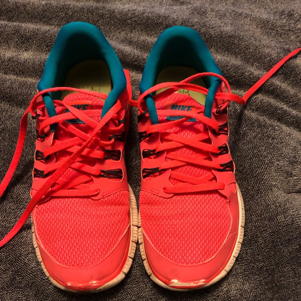 Nike Free Runs